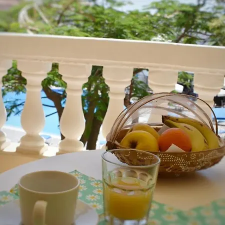 Castle Margherita's Appartement Los Cristianos (Tenerife)